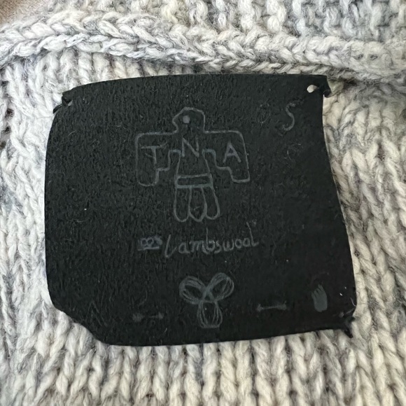 Aritzia TNA Northwest Sweater - Picture 6 of 8